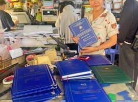 Dịch Vụ Làm Mẫu Bìa Nhũ Vàng & Photocopy Luận Văn Đúng Chuẩn Trường Đại Học