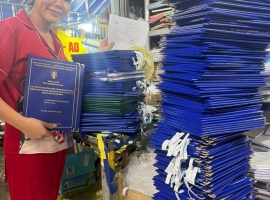 In Bìa Mạ Nhũ Vàng Cho Sinh Viên Năm Cuối - Nhanh, Rẻ, Đẹp tại Photocopy Minh Ngọc!