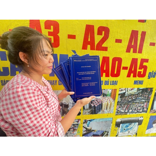 Dịch Vụ Ép Nhũ Vàng Bìa Luận Văn – Khóa Luận Tốt Nghiệp Uy Tín Tại Thủ Đức