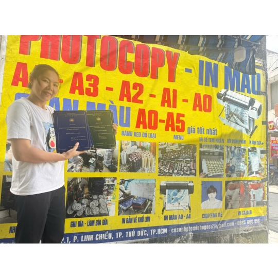 Dịch Vụ Photocopy & Làm Bìa Nhũ Vàng Trọn Gói Cho Sinh Viên Năm Cuối