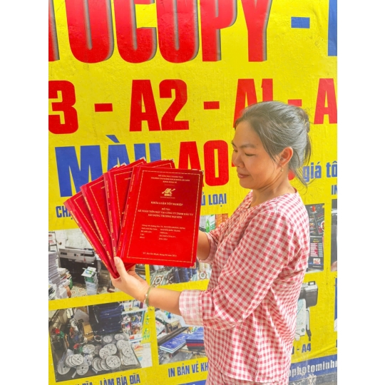 Gia công mẫu bìa nhũ mạ vàng  hoàn thiện luận văn sinh viên năm cuối