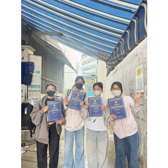 In Bìa Mạ Nhũ Vàng Cho Sinh Viên Năm Cuối - Nhanh, Rẻ, Đẹp tại Photocopy Minh Ngọc!