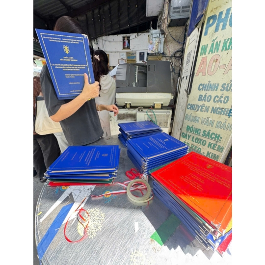 KINH NGHIỆM ĐÓNG BÌA MẠ VÀNG KHÓA LUẬN KHÔNG BỊ TRẢ BÀI