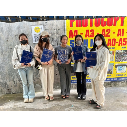 Ưu Đãi Đóng Bìa Mạ Vàng Sinh Viên Tại Photocopy Minh Ngọc – Giá Tốt, Làm Nhanh