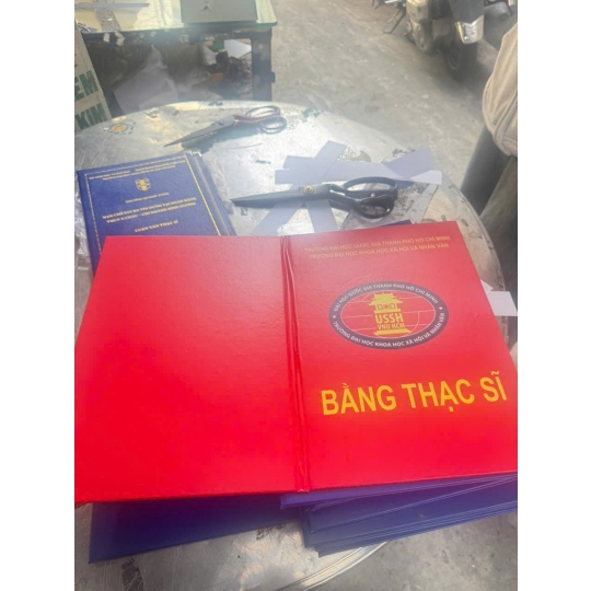 GIA CÔNG MẪU BÌA NHŨ VÀNG LUẬN VĂN & BẰNG TỐT NGHIỆP – HOÀN THIỆN CHUẨN CHỈNH CHO SINH VIÊN VÀ HỌC VIÊN CAO HỌC