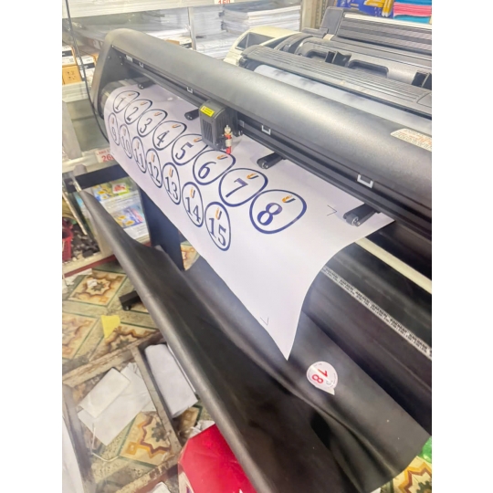 In Bế Tem Nhãn Cắt Dán Tại Thủ Đức – Tiện Lợi, Sắc Nét, Dán Ngay